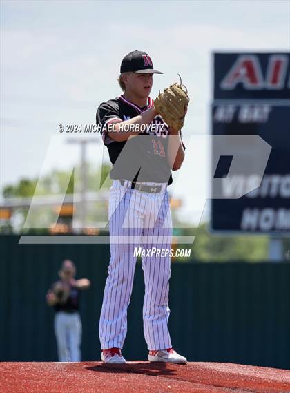 Thumbnail 3 in Marcus @ Allen photogallery.