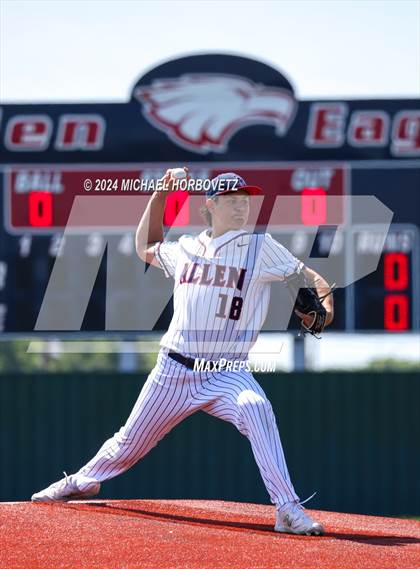 Thumbnail 3 in Marcus @ Allen photogallery.