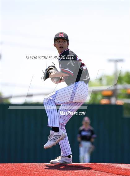 Thumbnail 2 in Marcus @ Allen photogallery.