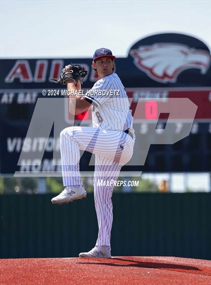 Thumbnail 3 in Marcus @ Allen photogallery.