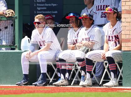 Thumbnail 2 in Marcus @ Allen photogallery.
