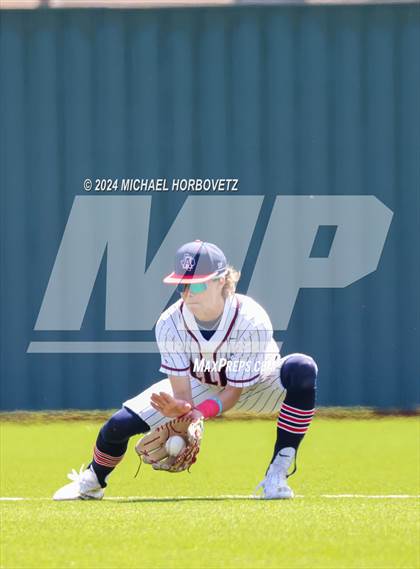 Thumbnail 1 in Marcus @ Allen photogallery.