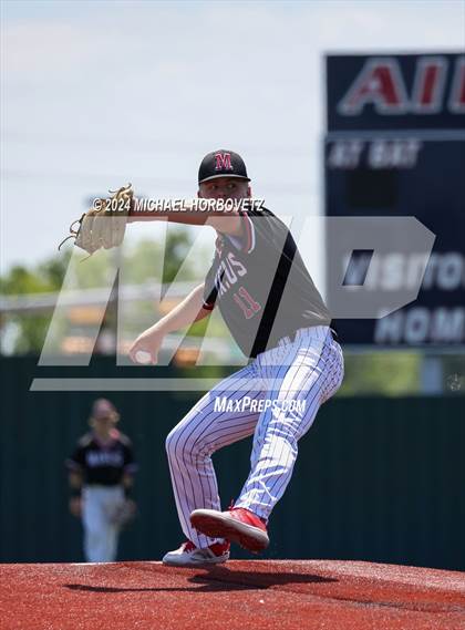 Thumbnail 3 in Marcus @ Allen photogallery.