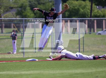 Thumbnail 2 in Marcus @ Allen photogallery.