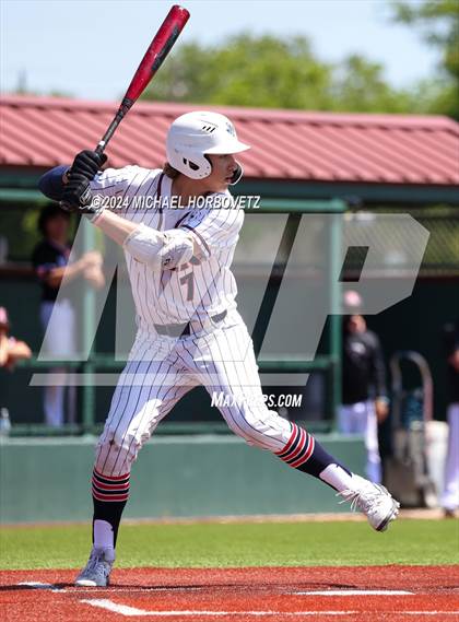 Thumbnail 3 in Marcus @ Allen photogallery.