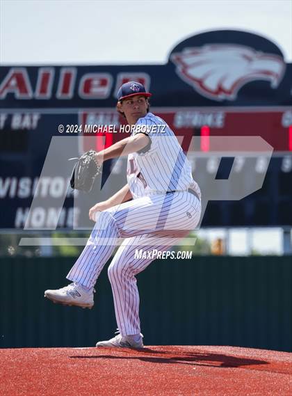 Thumbnail 3 in Marcus @ Allen photogallery.