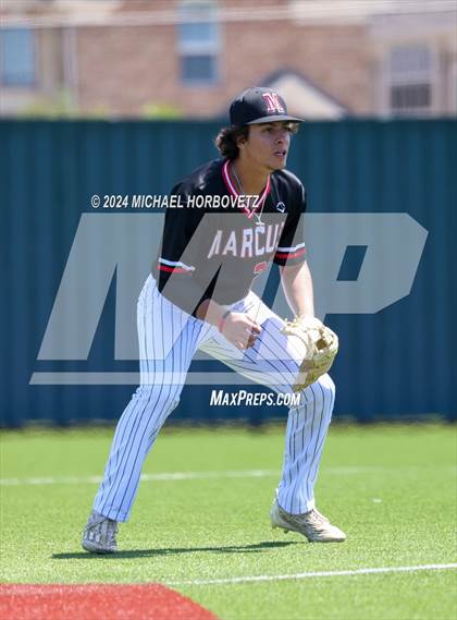 Thumbnail 2 in Marcus @ Allen photogallery.