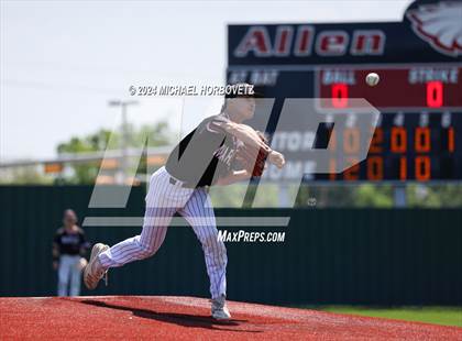 Thumbnail 1 in Marcus @ Allen photogallery.