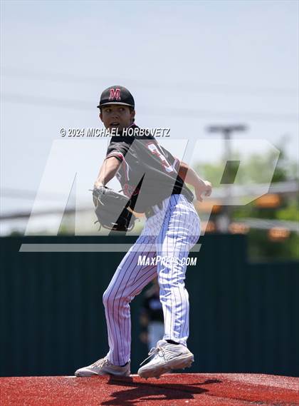 Thumbnail 3 in Marcus @ Allen photogallery.
