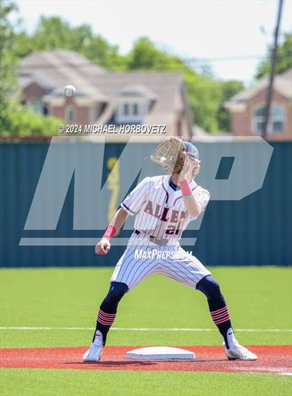 Thumbnail 1 in Marcus @ Allen photogallery.