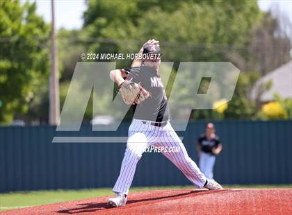 Thumbnail 3 in Marcus @ Allen photogallery.