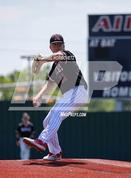 Thumbnail 2 in Marcus @ Allen photogallery.