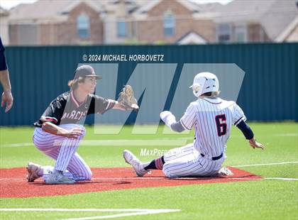 Thumbnail 3 in Marcus @ Allen photogallery.