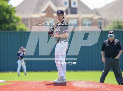 Thumbnail 3 in Marcus @ Allen photogallery.