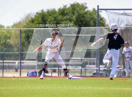 Thumbnail 3 in Marcus @ Allen photogallery.