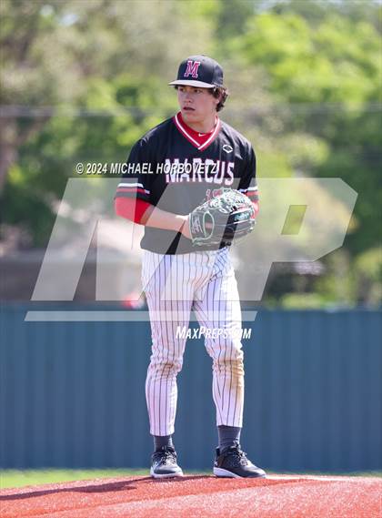 Thumbnail 2 in Marcus @ Allen photogallery.