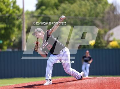 Thumbnail 2 in Marcus @ Allen photogallery.