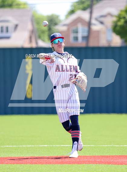 Thumbnail 1 in Marcus @ Allen photogallery.