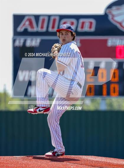 Thumbnail 3 in Marcus @ Allen photogallery.