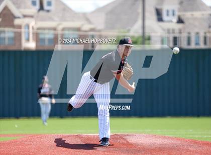 Thumbnail 2 in Marcus @ Allen photogallery.