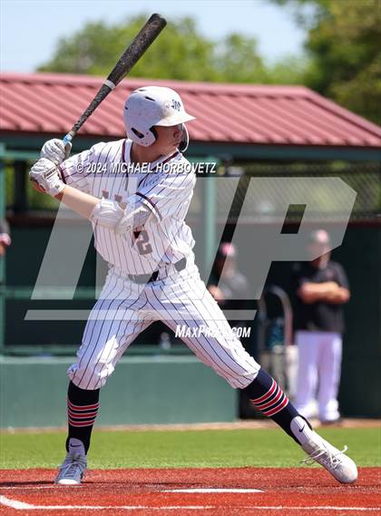 Thumbnail 2 in Marcus @ Allen photogallery.