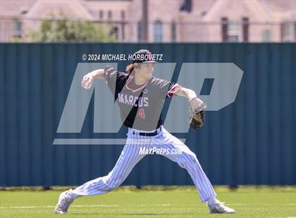 Thumbnail 2 in Marcus @ Allen photogallery.