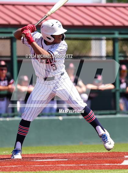 Thumbnail 2 in Marcus @ Allen photogallery.