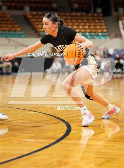 Thumbnail 1 in Pagosa Springs vs Timnath (CHSAA 4A Great 8) photogallery.