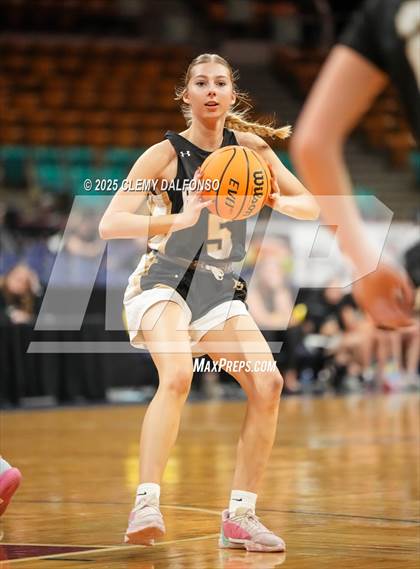 Thumbnail 1 in Pagosa Springs vs Timnath (CHSAA 4A Great 8) photogallery.