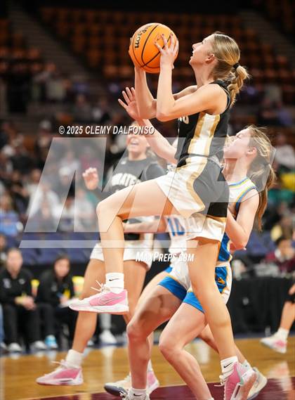 Thumbnail 3 in Pagosa Springs vs Timnath (CHSAA 4A Great 8) photogallery.