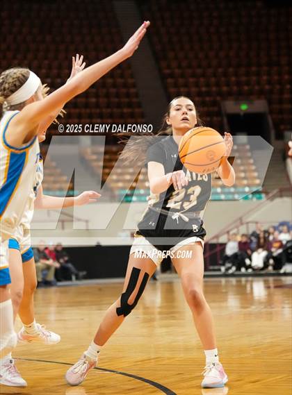 Thumbnail 1 in Pagosa Springs vs Timnath (CHSAA 4A Great 8) photogallery.