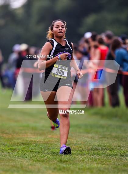 Thumbnail 1 in Ben Davis Invitational photogallery.
