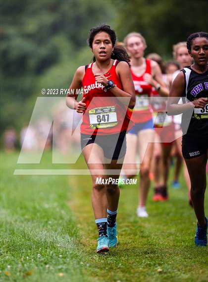 Thumbnail 3 in Ben Davis Invitational photogallery.