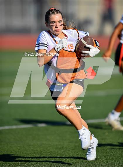 Thumbnail 3 in Burlingame vs Woodside photogallery.