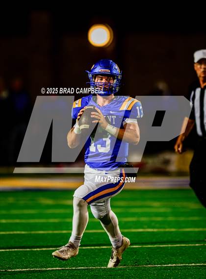 Thumbnail 3 in Gordo vs. Piedmont (AHSAA 3A Round 3) photogallery.