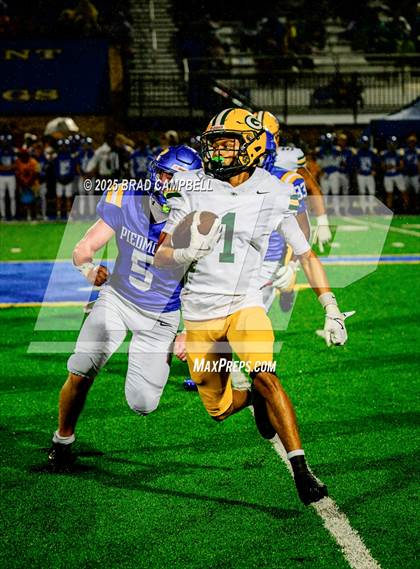 Thumbnail 1 in Gordo vs. Piedmont (AHSAA 3A Round 3) photogallery.