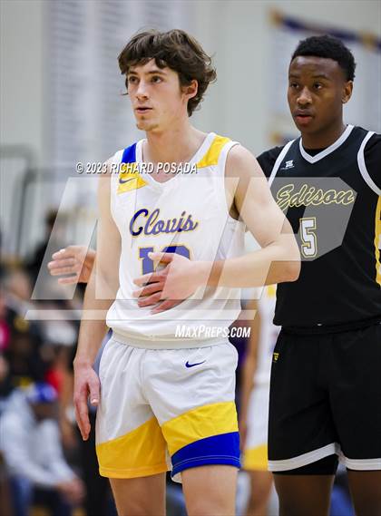 Thumbnail 2 in Edison vs. Clovis photogallery.