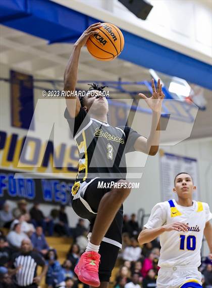 Thumbnail 2 in Edison vs. Clovis photogallery.
