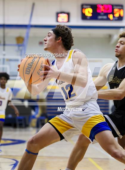 Thumbnail 3 in Edison vs. Clovis photogallery.