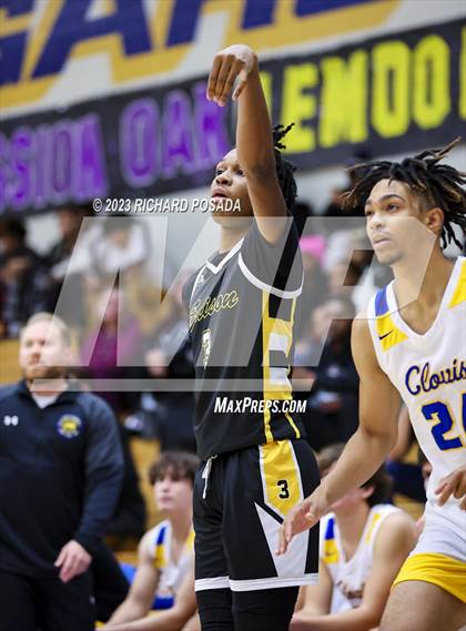 Thumbnail 1 in Edison vs. Clovis photogallery.
