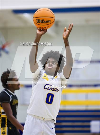 Thumbnail 1 in Edison vs. Clovis photogallery.