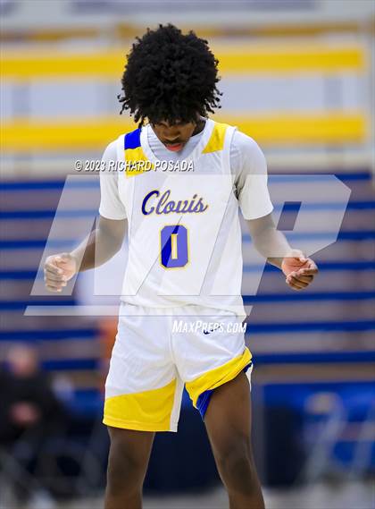 Thumbnail 1 in Edison vs. Clovis photogallery.