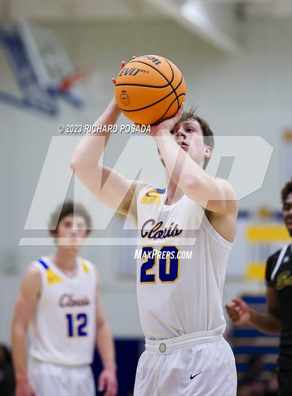 Thumbnail 2 in Edison vs. Clovis photogallery.