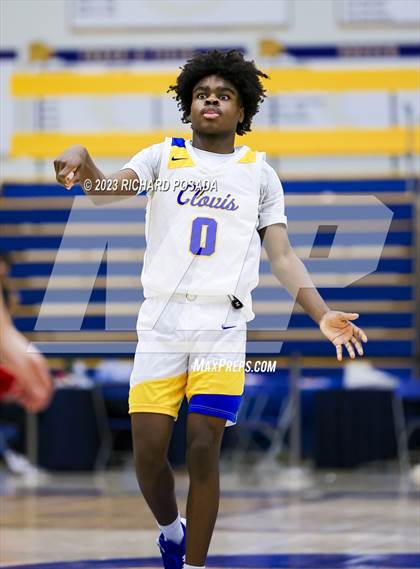 Thumbnail 3 in Edison vs. Clovis photogallery.