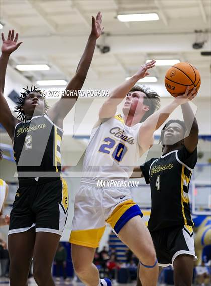 Thumbnail 3 in Edison vs. Clovis photogallery.