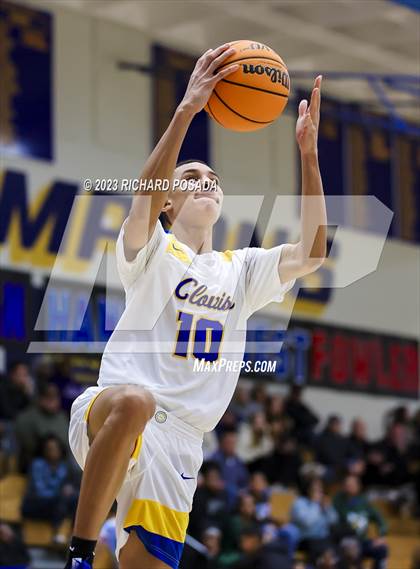 Thumbnail 3 in Edison vs. Clovis photogallery.