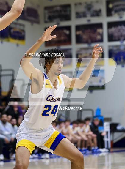 Thumbnail 3 in Edison vs. Clovis photogallery.