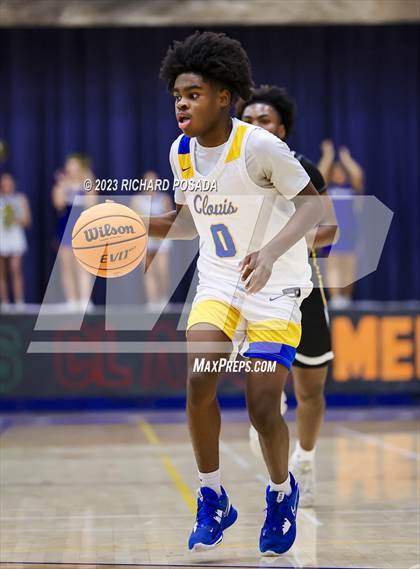 Thumbnail 3 in Edison vs. Clovis photogallery.