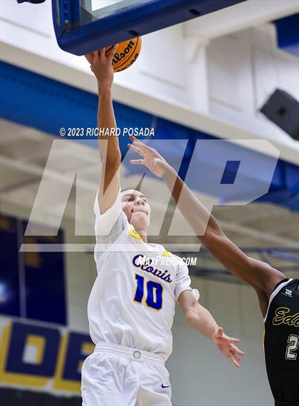 Thumbnail 2 in Edison vs. Clovis photogallery.
