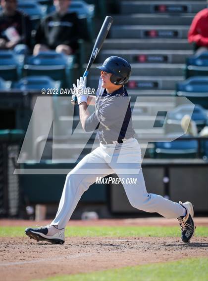 Thumbnail 3 in Tyrone vs. Hollidaysburg photogallery.